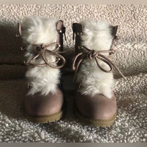 Girls pinkish taupe faux fur boots sz 13